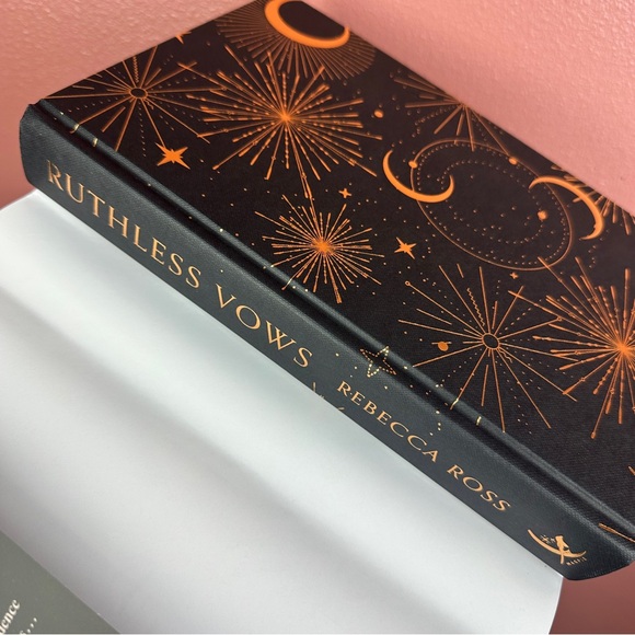 FairyLoot Ruthless Vows By Rebecca Ross Digital Signature Stenciled Edges - Picture 6 of 9
